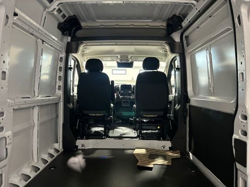 New 2025 RAM ProMaster 2500 w/ Convenience Group image 24