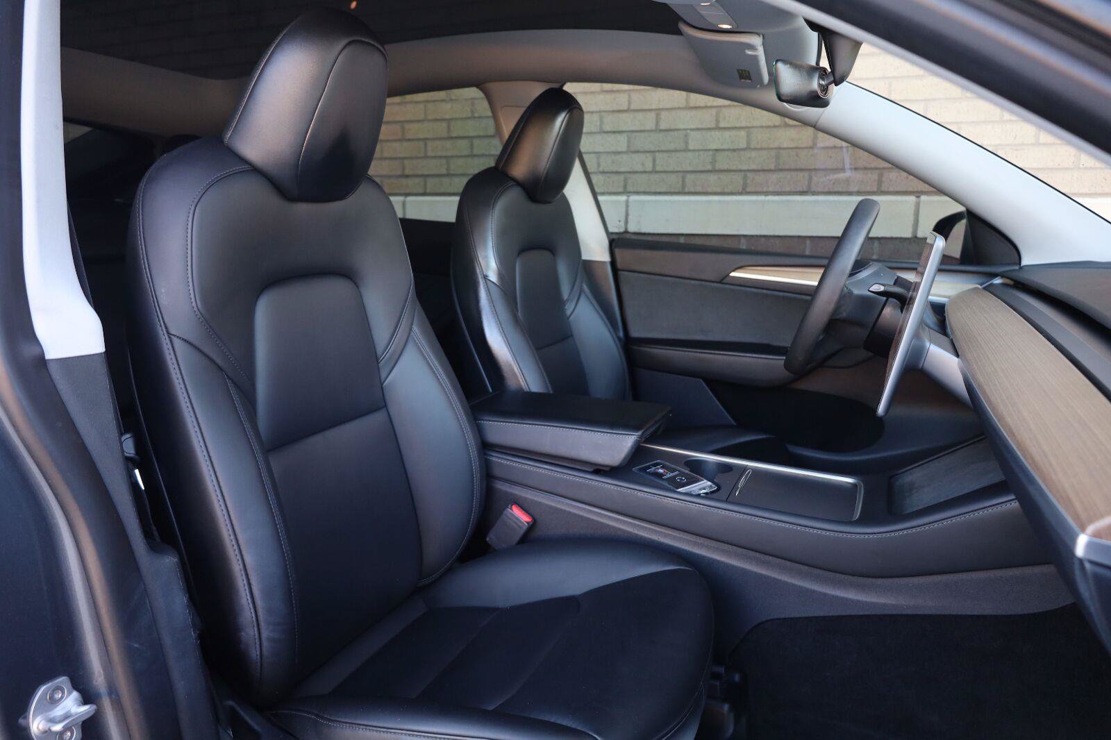 Used 2023 Tesla Model Y Long Range AWD/4WD image 28