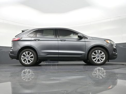 Used 2021 Ford Edge Titanium AWD/4WD image 26