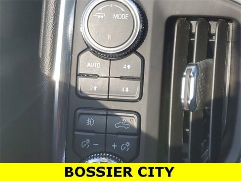 Certified 2021 GMC Sierra 1500 AT4 w/ AT4 Value Package image 36