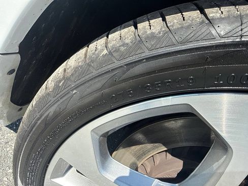 Used 2017 Chevrolet SS RWD image 23
