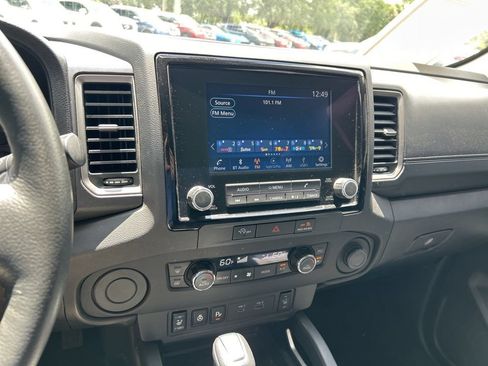 Certified 2024 Nissan Frontier SV w/ SV Convenience Package RWD image 34