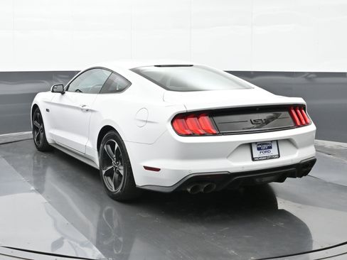 Used 2018 Ford Mustang GT image 6