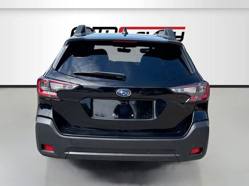 Used 2025 Subaru Outback Onyx Edition XT image 6