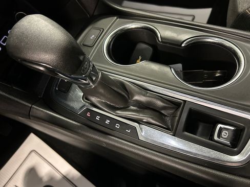 Used 2023 Chevrolet Equinox LT image 20