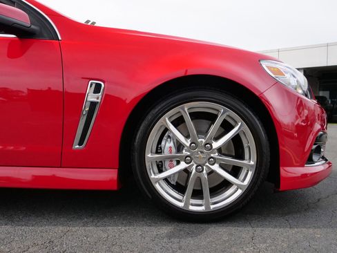 Used 2015 Chevrolet SS RWD image 36