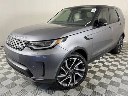 New 2025 Land Rover Discovery S