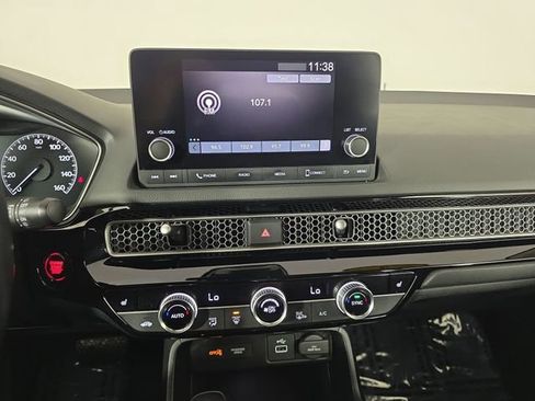 Used 2024 Honda Civic EX-L image 21