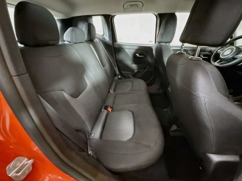 Used 2021 Jeep Renegade Sport FWD image 25