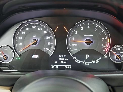 Used 2016 BMW M3 RWD image 17