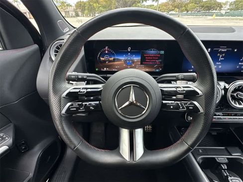 Used 2024 Mercedes-Benz GLA 250 4MATIC image 15