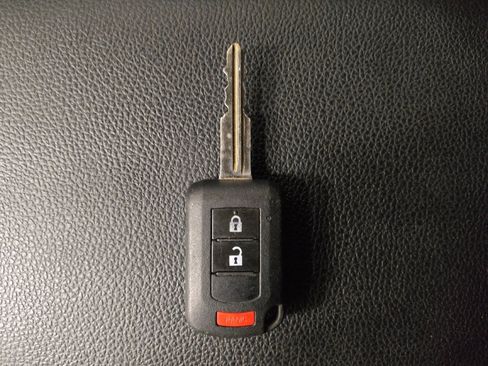 Used 2019 Mitsubishi Outlander Sport LE image 32