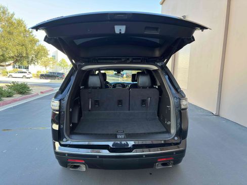 Used 2019 Chevrolet Traverse Premier w/ Redline Edition FWD image 64