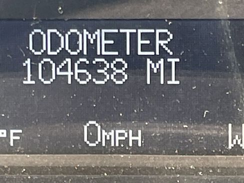 Used 2014 Cadillac Escalade ESV Premium image 9