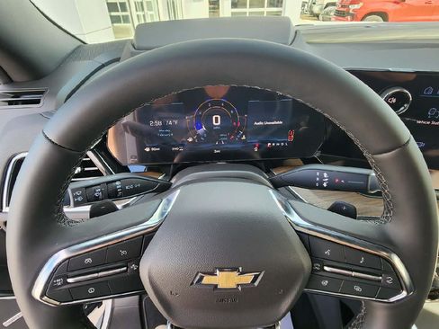 New 2026 Chevrolet Suburban High Country w/ Sun And Tow Package AWD/4WD image 14