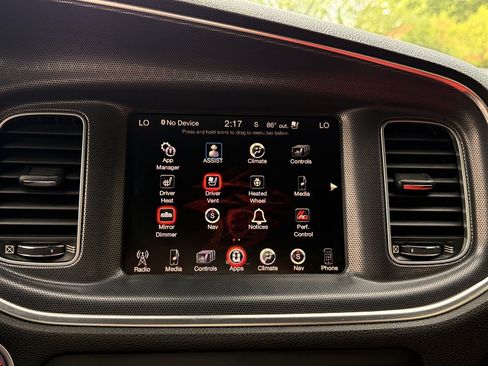 Used 2016 Dodge Charger R/T Scat Pack w/ Beats Audio Group RWD image 17