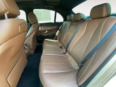 Used 2018 Mercedes-Benz E 300 image 13