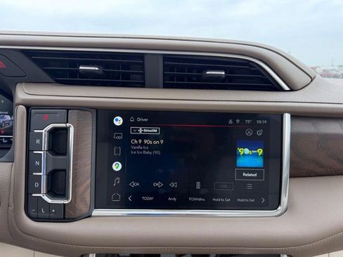 Used 2022 GMC Yukon Denali image 16
