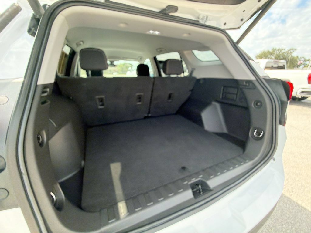 Certified 2021 GMC Terrain SLE w/ Driver Convenience Package FWD image 31