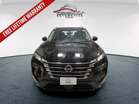 New 2026 Nissan Rogue SV w/ SV Premium Package AWD/4WD image 2