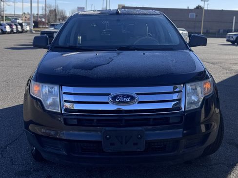 Used 2010 Ford Edge SE image 2