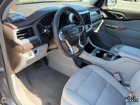 Used 2022 GMC Acadia SLE image 17