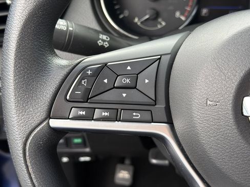 Used 2020 Nissan Rogue Sport S FWD image 24