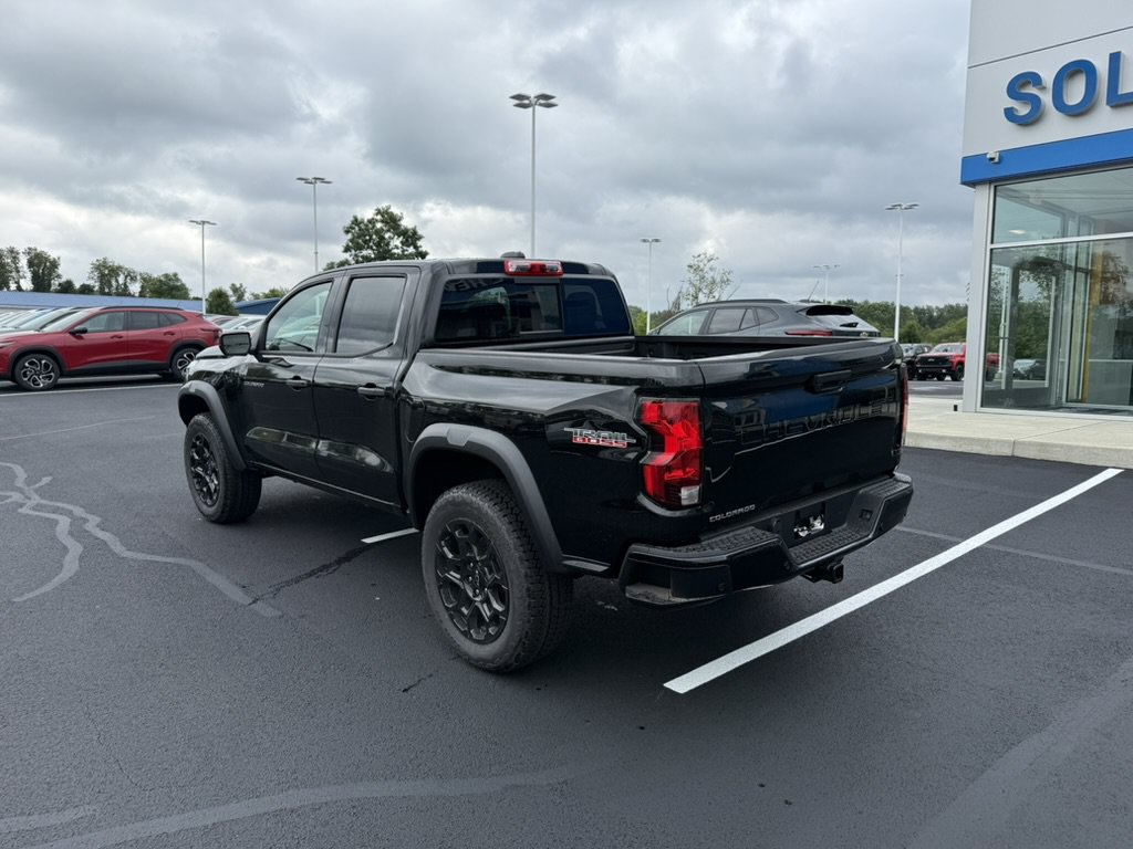 New 2026 Chevrolet Colorado Trail Boss AWD/4WD image 3