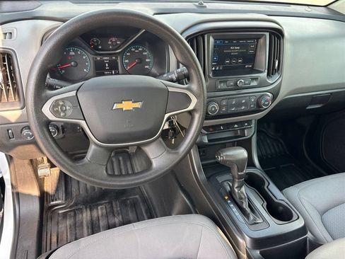 Used 2019 Chevrolet Colorado W/T w/ WT Convenience Package AWD/4WD image 18
