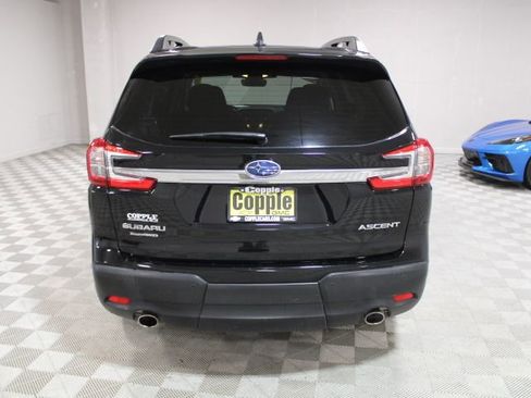 Used 2024 Subaru Ascent Premium w/ Convenience Package image 9
