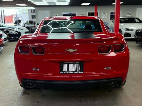 Used 2010 Chevrolet Camaro SS w/ RS Package RWD image 5