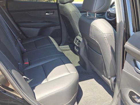 New 2025 Nissan Murano SL image 8