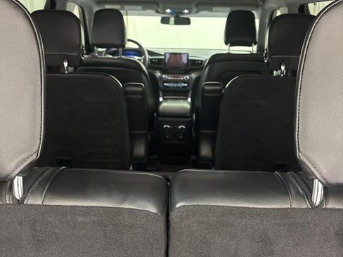 Used 2020 Ford Explorer Limited w/ Class III Trailer Tow Package image 28