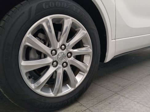 Used 2019 Buick Envision Essence FWD image 31