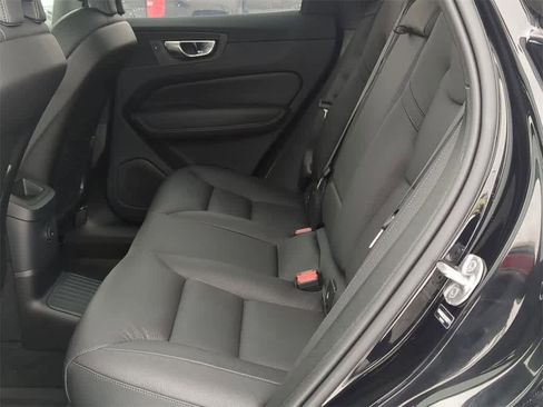 Certified 2025 Volvo XC60 T8 Plus w/ Protection Package Premier image 18