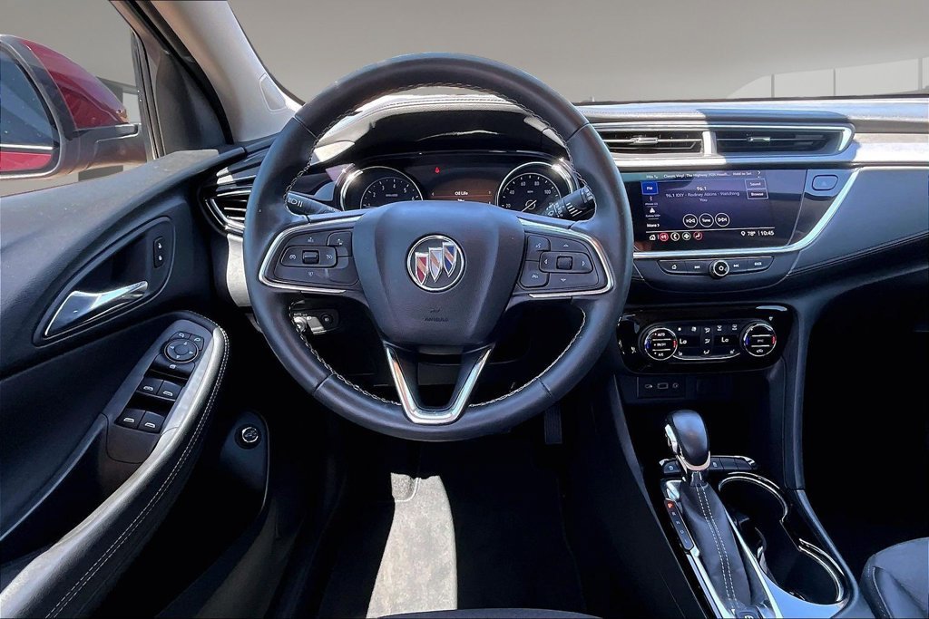 Used 2022 Buick Encore GX Select w/ Sport Touring Package FWD image 5