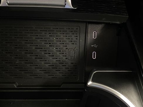 Certified 2026 Mercedes-Benz GLS 450 4MATIC image 28