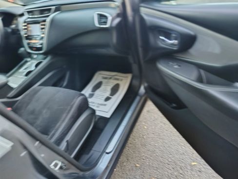 Used 2017 Nissan Murano S image 23