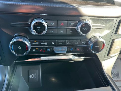 New 2025 Ford F150 Lariat w/ Equipment Group 501A Mid image 9