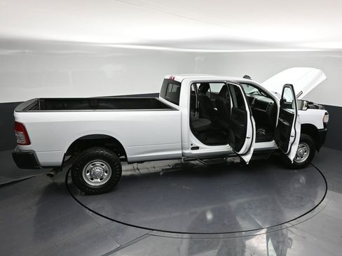 Used 2022 RAM 2500 Tradesman image 33
