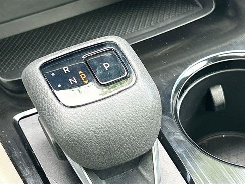 Used 2023 Nissan Rogue SL w/ SL Premium Package FWD image 29