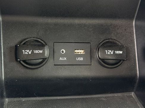 Used 2020 Hyundai Elantra SEL FWD image 19
