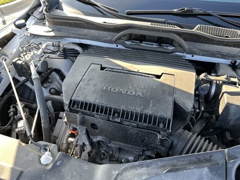 Used 2024 Honda Pilot Touring image 31