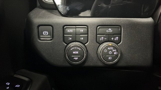 New 2026 Chevrolet Silverado 1500 RST w/ Convenience Package II AWD/4WD image 33