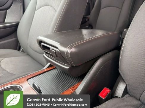 Used 2014 Chevrolet Traverse LT image 21