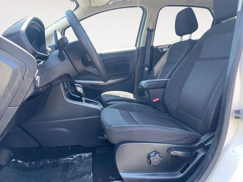Used 2021 Ford EcoSport SE w/ SE Convenience Package image 30