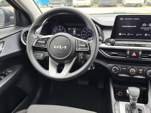 Used 2024 Kia Forte LXS w/ LXS Technology Package FWD image 22
