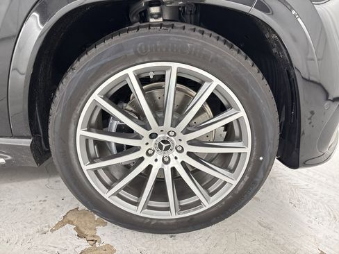 New 2026 Mercedes-Benz GLS 580 4MATIC image 12