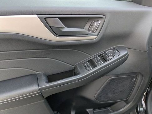 Used 2022 Ford Escape SE w/ Convenience Package image 21