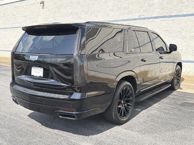 Certified 2024 Cadillac Escalade ESV Sport Platinum w/ LPO, ONYX Package AWD/4WD image 7